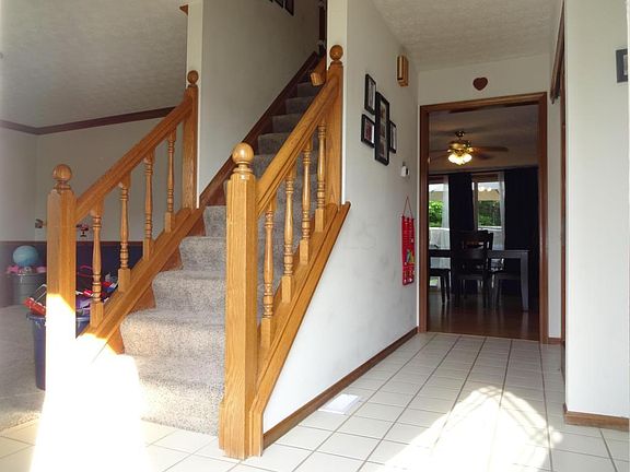 4th image of 508 Whitley Dr