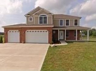 2307 Oakwood Ln, Marseilles, IL 61341