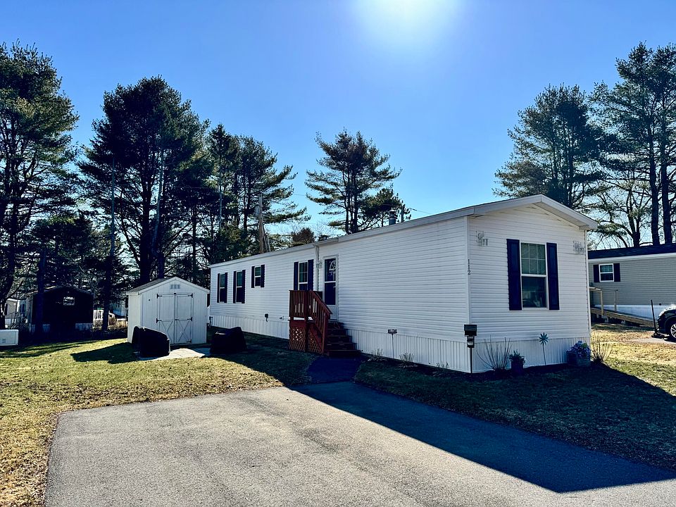 1st image of 979 Essex Street #112
