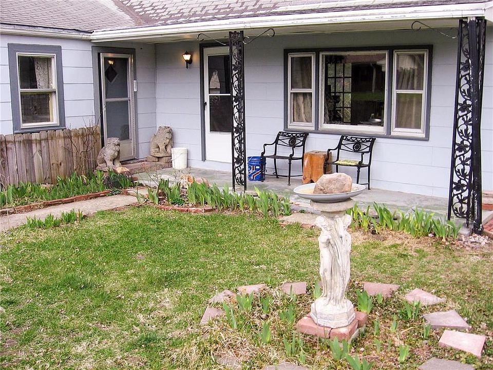3421 Olive St.
