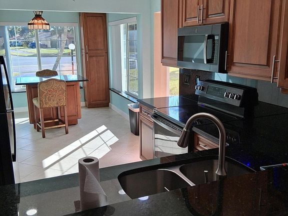 2nd image of 4703 Rainbow Drive