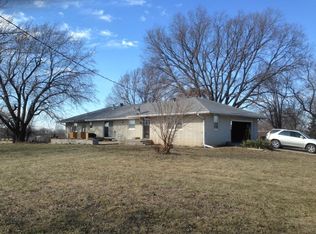 1517 N 1000th Rd, Lawrence, KS 66046