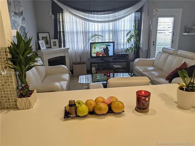 265 Preston Way E #265-G — Photo 3