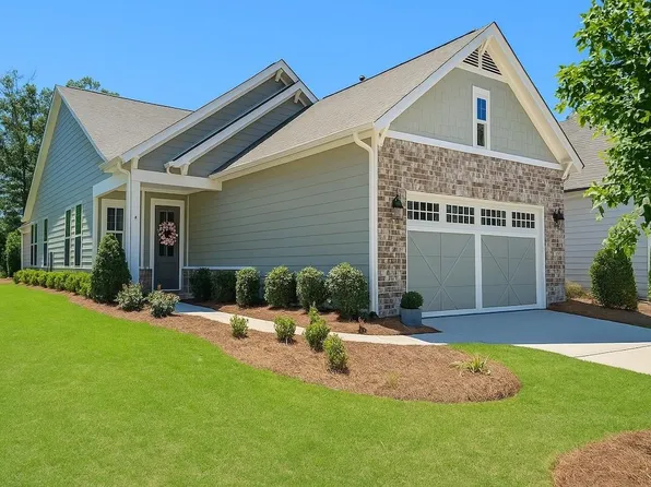 584 Ontario Ln, Hoschton, GA 30548