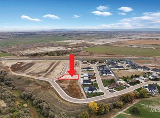 21313 Beechcraft Cir, Greenleaf, ID 83626