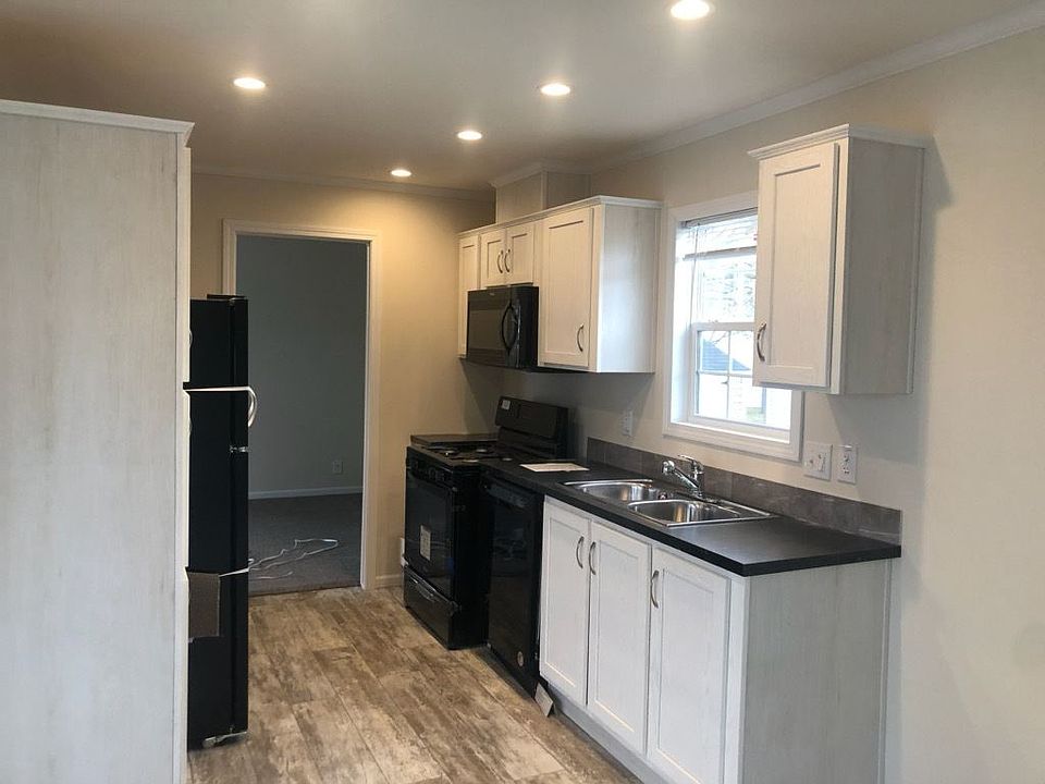 1st image of 1250 Paree St #83
