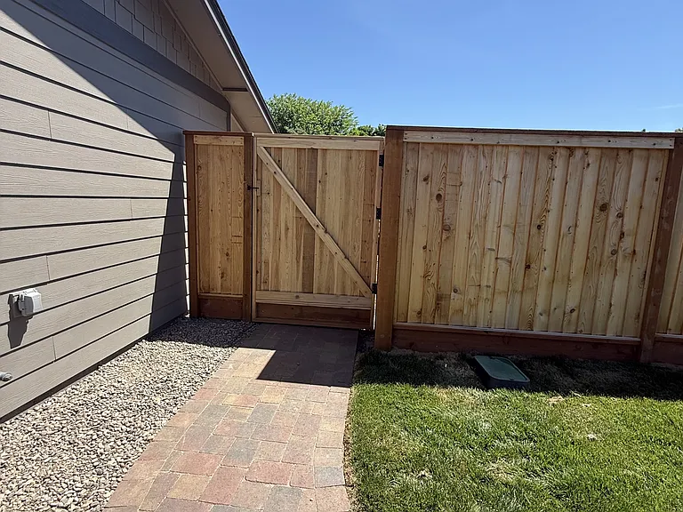2853 Tahitian Ave — Photo 33