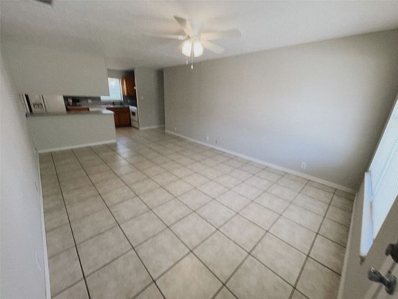 3rd image of 403 S Vick St