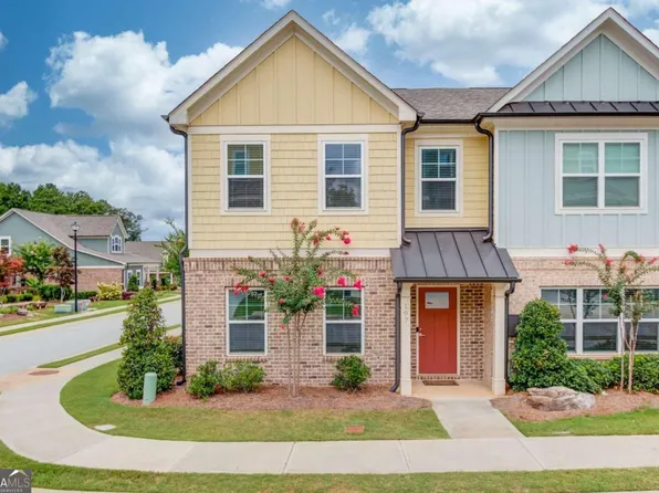 197 Panther Point Ln, Lawrenceville, GA 30046