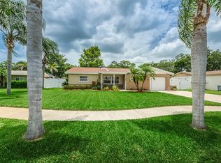 7653 91st St, Seminole, FL 33777
