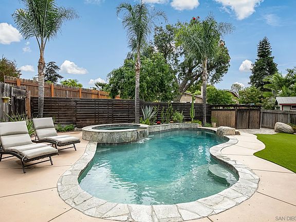 4th image of 4655 Edenvale Ave
