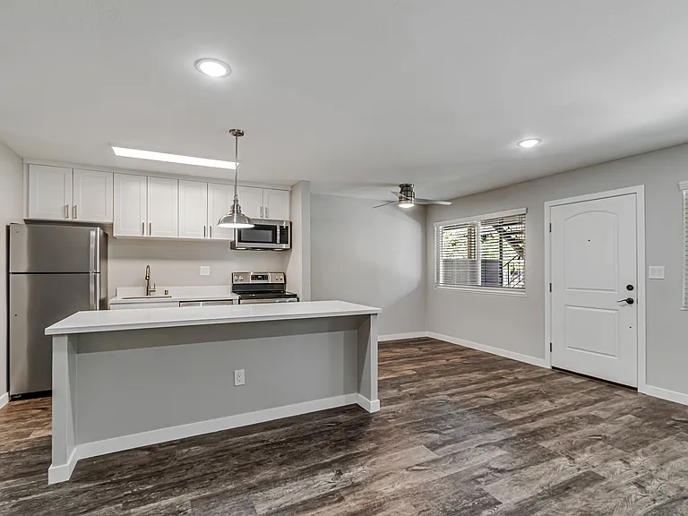 Cherryhill — Photo 18