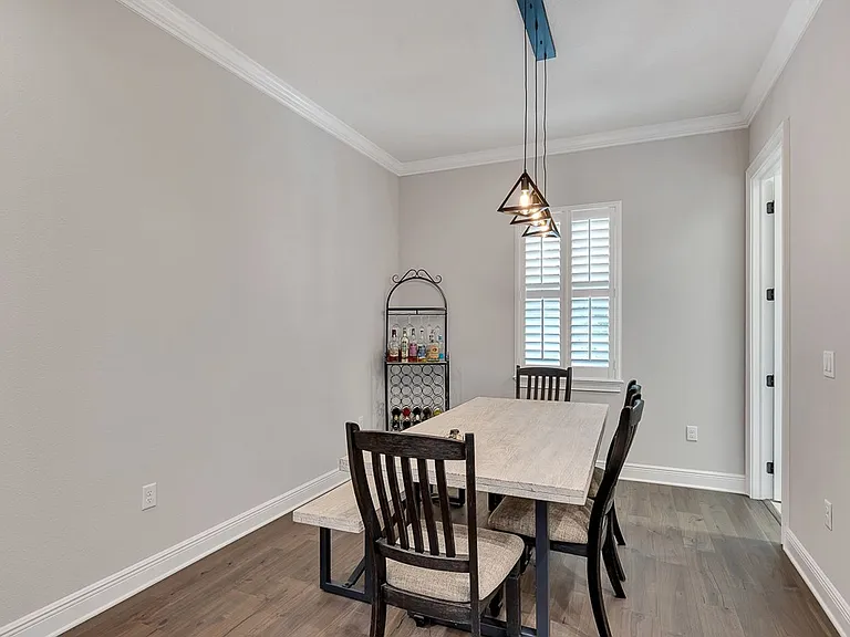 3215 W De Leon St #5 — Photo 30