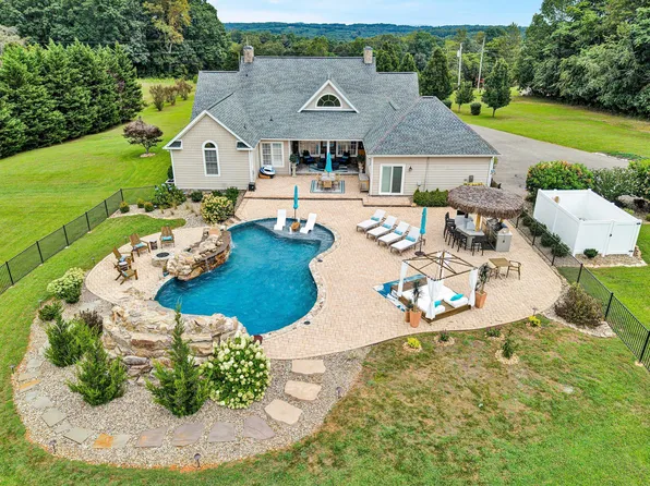 1483 Morgans Church Rd, Bedford, VA 24523