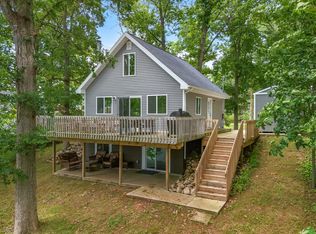 10911 Woodbrook Dr, Cement City, MI 49233