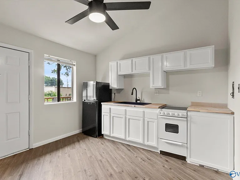 3801 Triana Blvd SW #13 — Photo 3