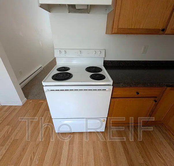 719 Peachtree Pl — Photo 7