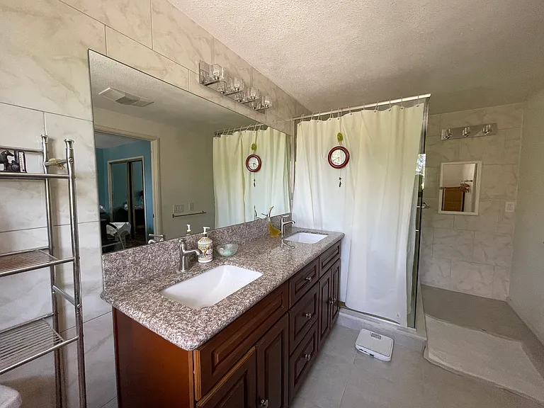 11964 Obispo Rd — Photo 10