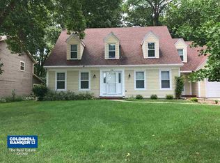 310 Traders Point Ln, Green Bay, WI 54302