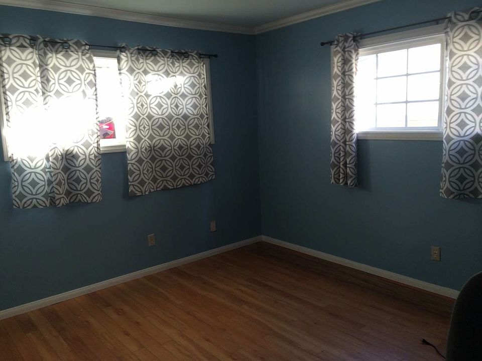 2nd image of 13440 Ebell St