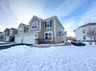 1411 Newport Cir, Hampshire, IL 60140