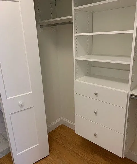 Hancock Village — Photo 291