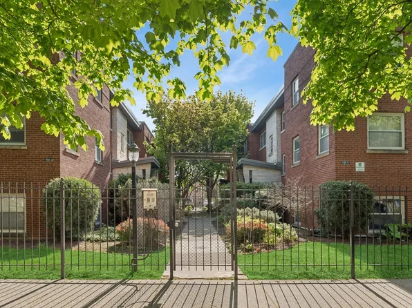 7515 N Damen Ave APT Eg, Chicago, IL 60645