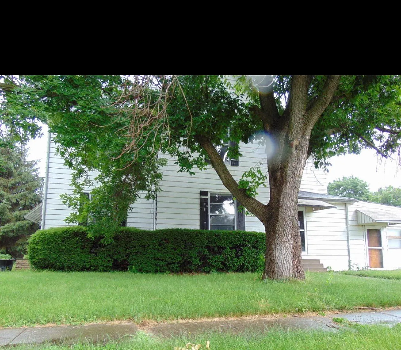 3 bed, 2768 sqft, $1,500 — Photo 1