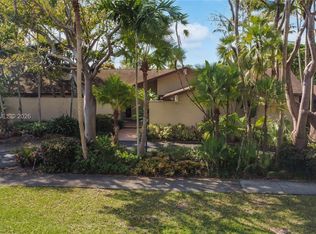 10260 SW 128th St, Miami, FL 33176