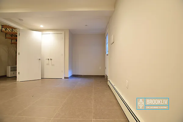 Rented by null | media 23