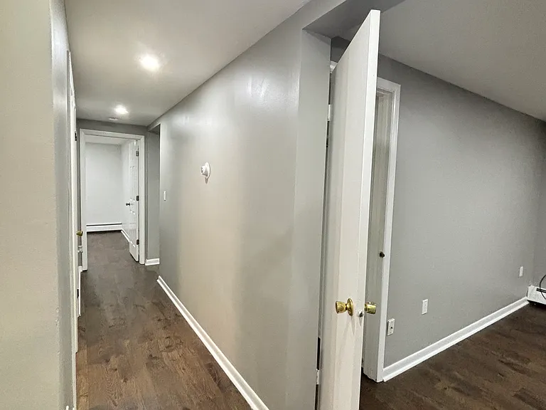 1387 Quinnipiac Ave — Photo 5