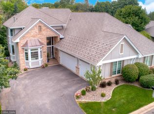 453 Waycliffe Dr N, Wayzata, MN 55391