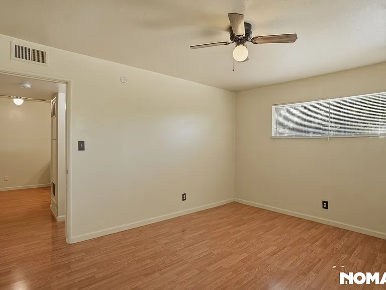 3704 N Abby St — Photo 22