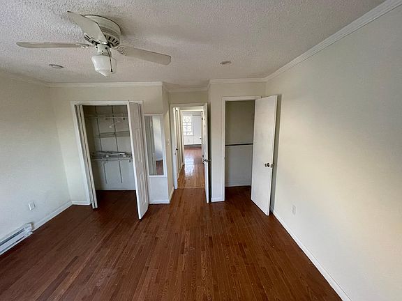 2nd image of 22 Maxwell Dr #22