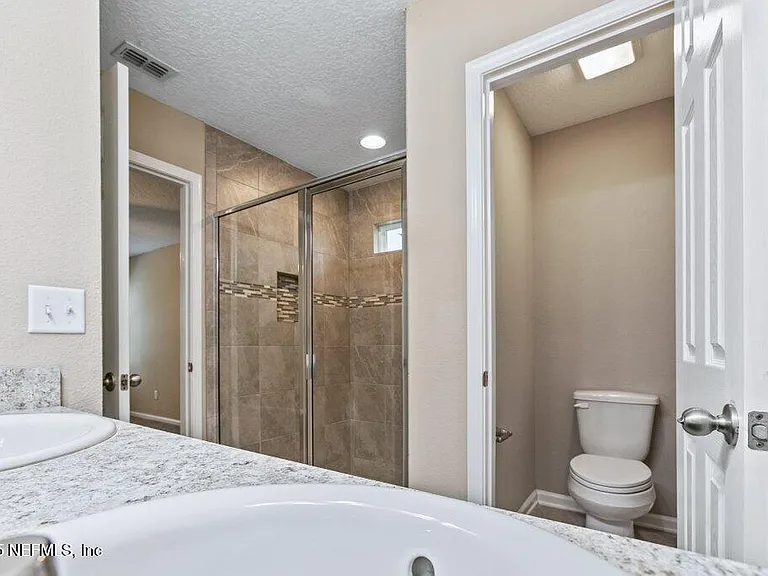 2235 Bayview Rd — Photo 23