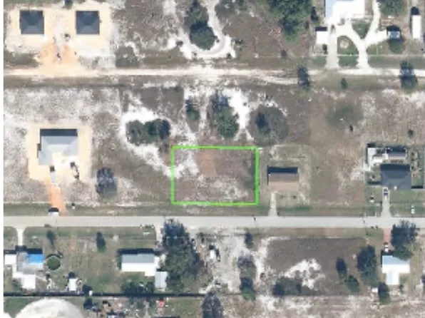 2494 W Newton Rd, Avon Park, FL 33825