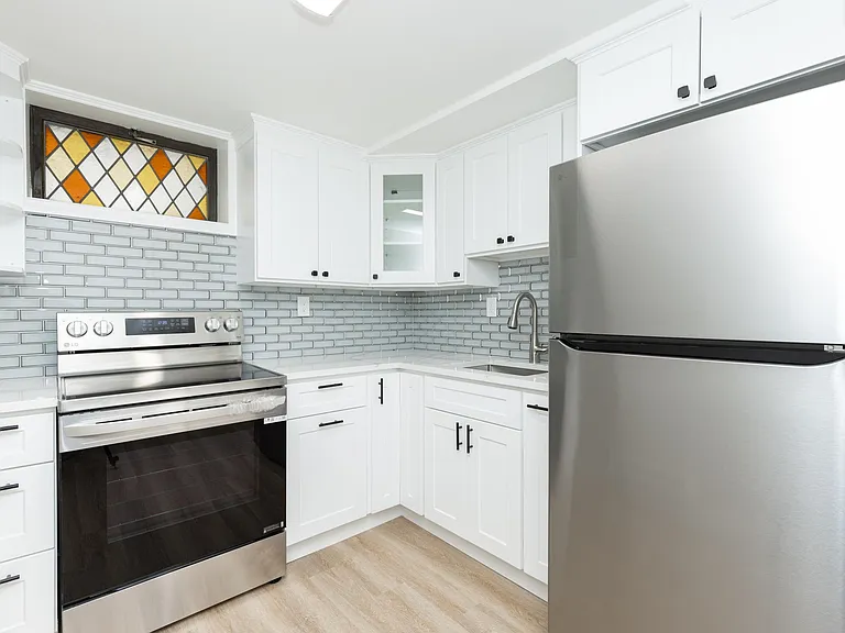 100 Lakeview Ave #1B — Photo 6