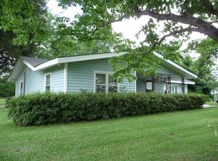 1718 Bird Cage Rd, Chadbourn, NC 28431