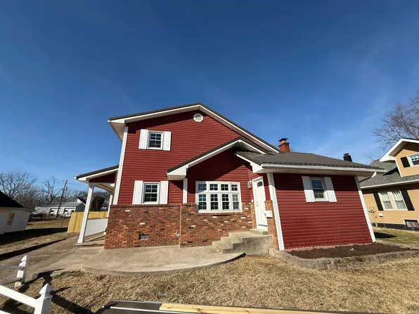 225 S Jackson St, Oakland City, IN 47660