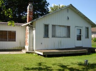 840 Ln 130 Fox Lk, Angola, IN 46703