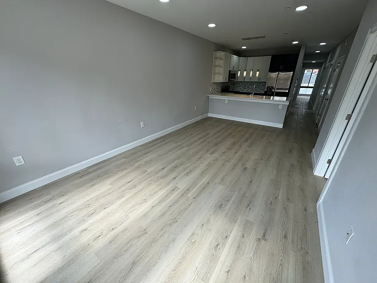 342 Communipaw Ave #1 — Photo 7