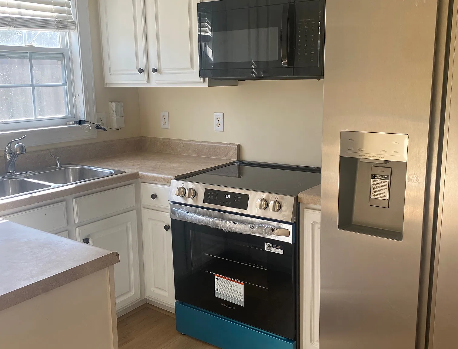 3 bed, 2.5 bath, 1448 sqft, $1,790 — Photo 4