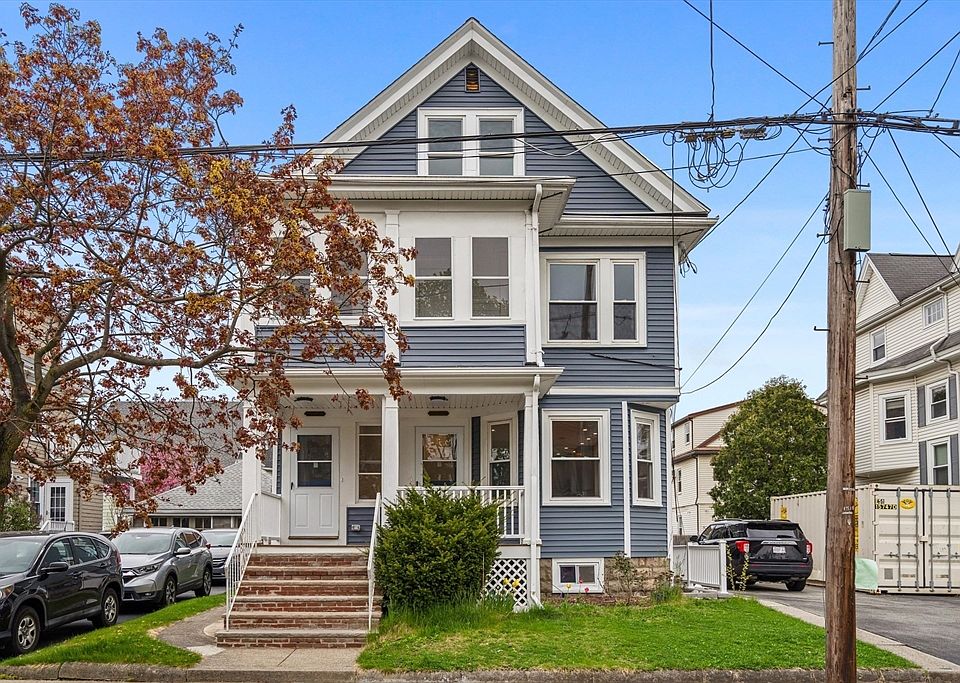 1st image of 33 Farragut Ave