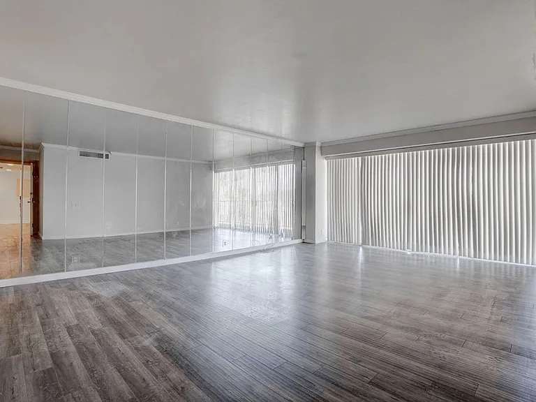 3111 Bel Air Dr #3A — Photo 16