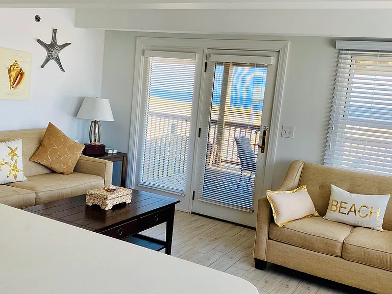1926 Ocean Ave #14 — Photo 7