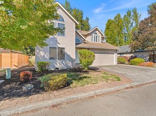 1037 NE Lija Loop, Portland, OR 97211