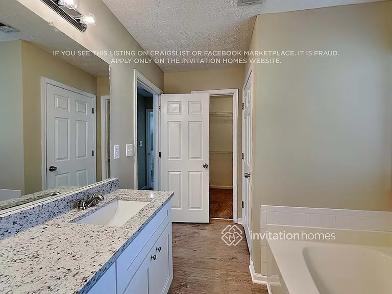 3925 Riversong Dr — Photo 17