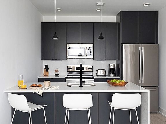 965 Frankford Kitchen
