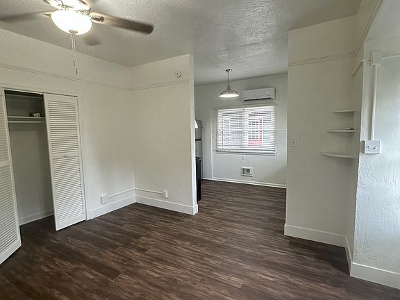 4th image of 1521 Blaine St #2