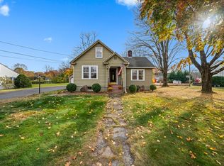 144 Chestnut St, East Longmeadow, MA 01028